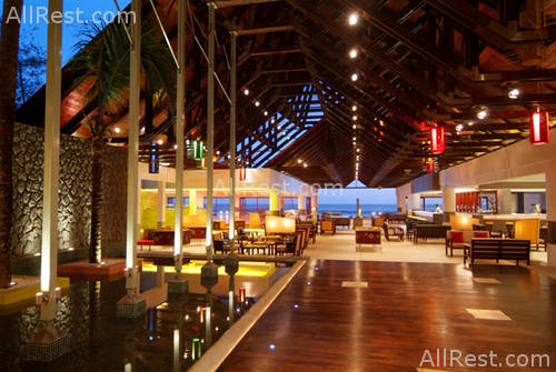 Le Meridien Barbarons 3